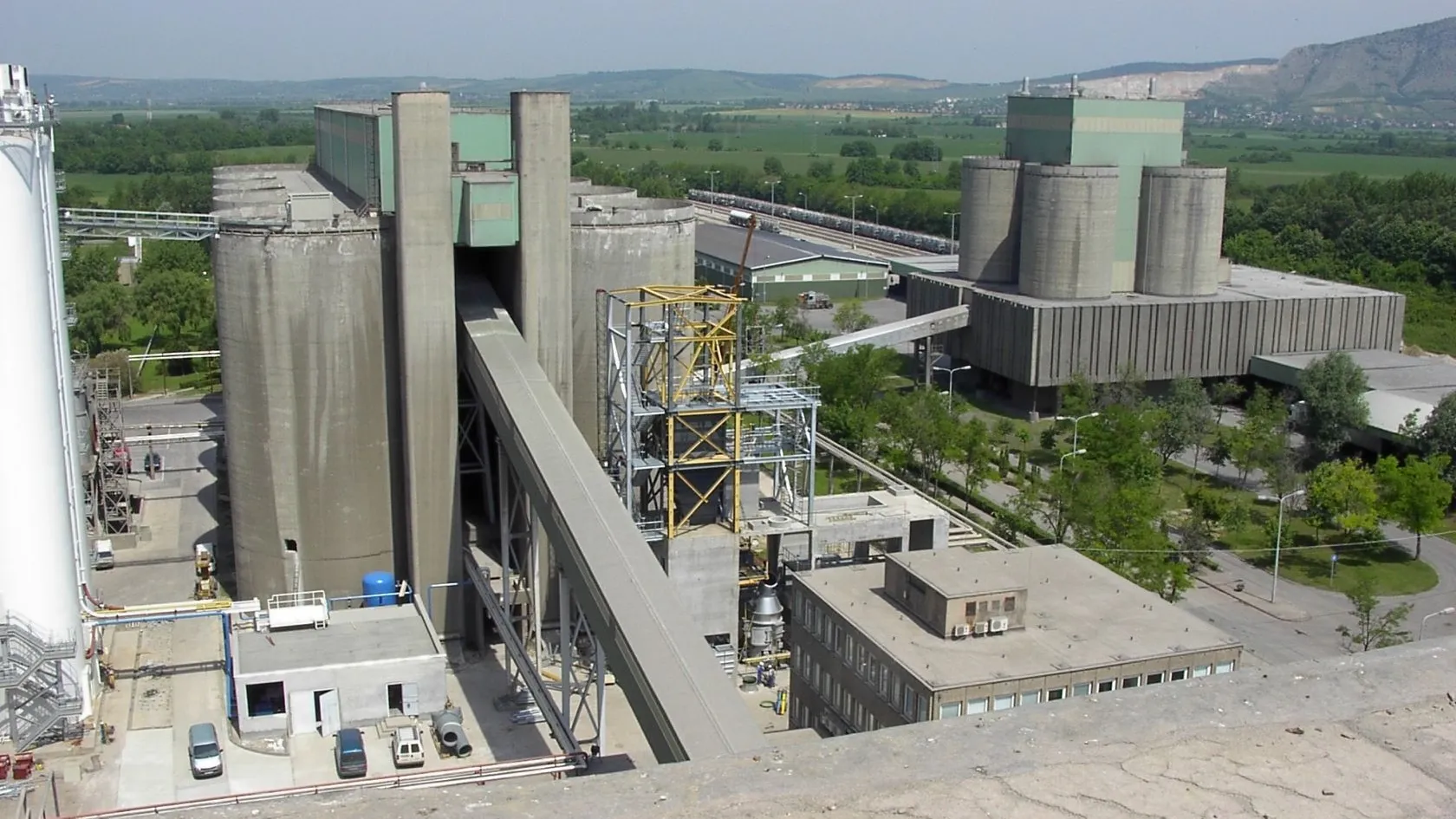 Ceminvest - Switch to coal firing