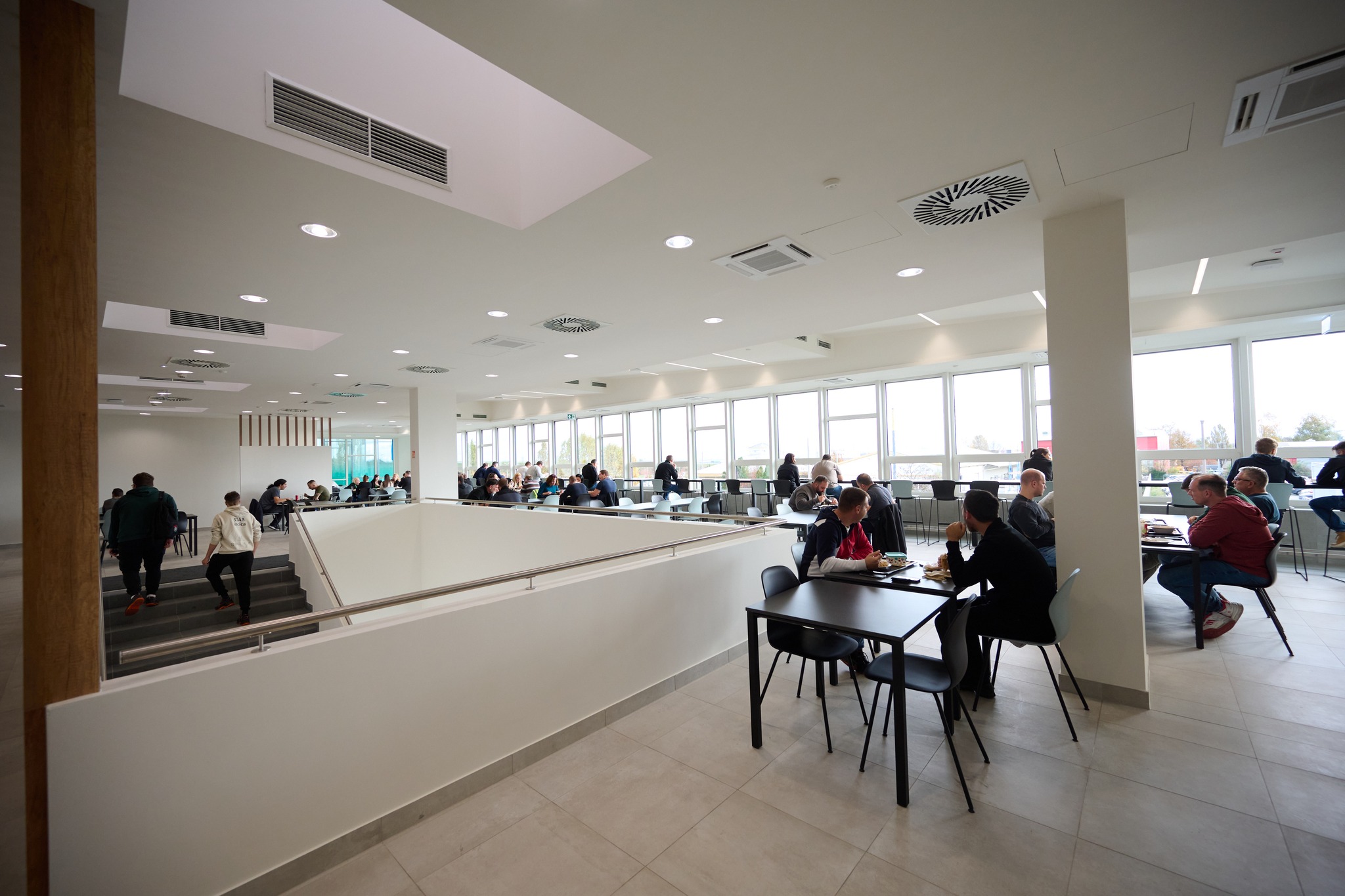 Schaeffler Savaria - Logistic hall